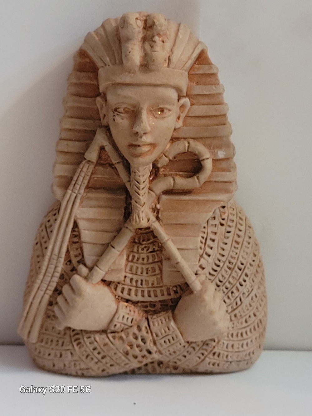 Handcrafted Sandstone Egyptian Pharaoh Bust - Beige Decorative Sculpture